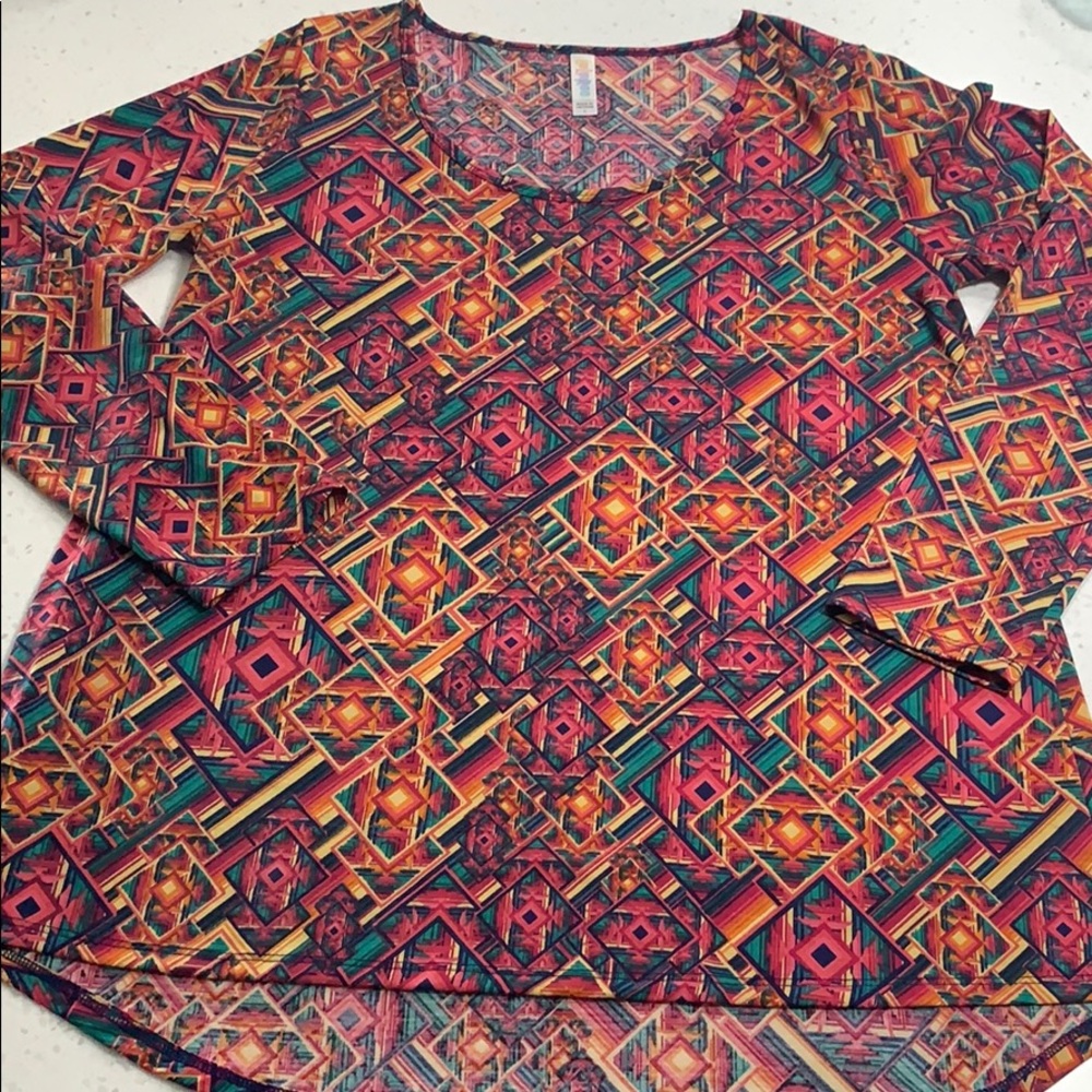 Lularoe top